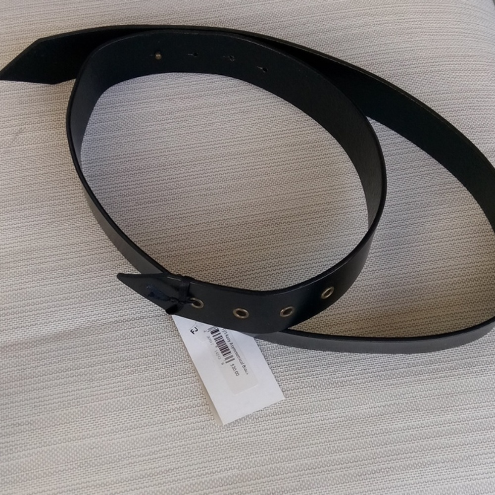 Spectacular but simple black belt